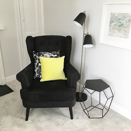 The Apartment, Bath Bagian luar foto