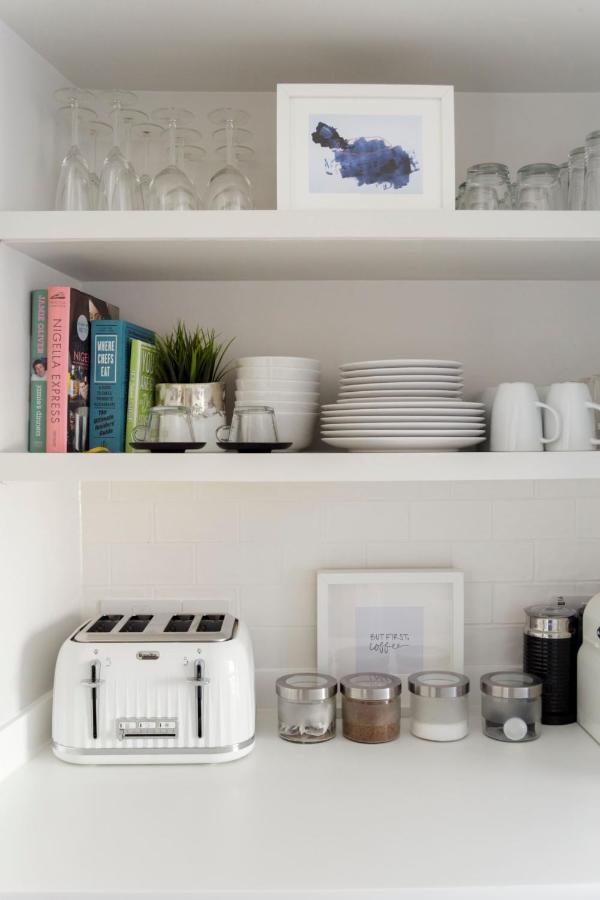 The Apartment, Bath Bagian luar foto