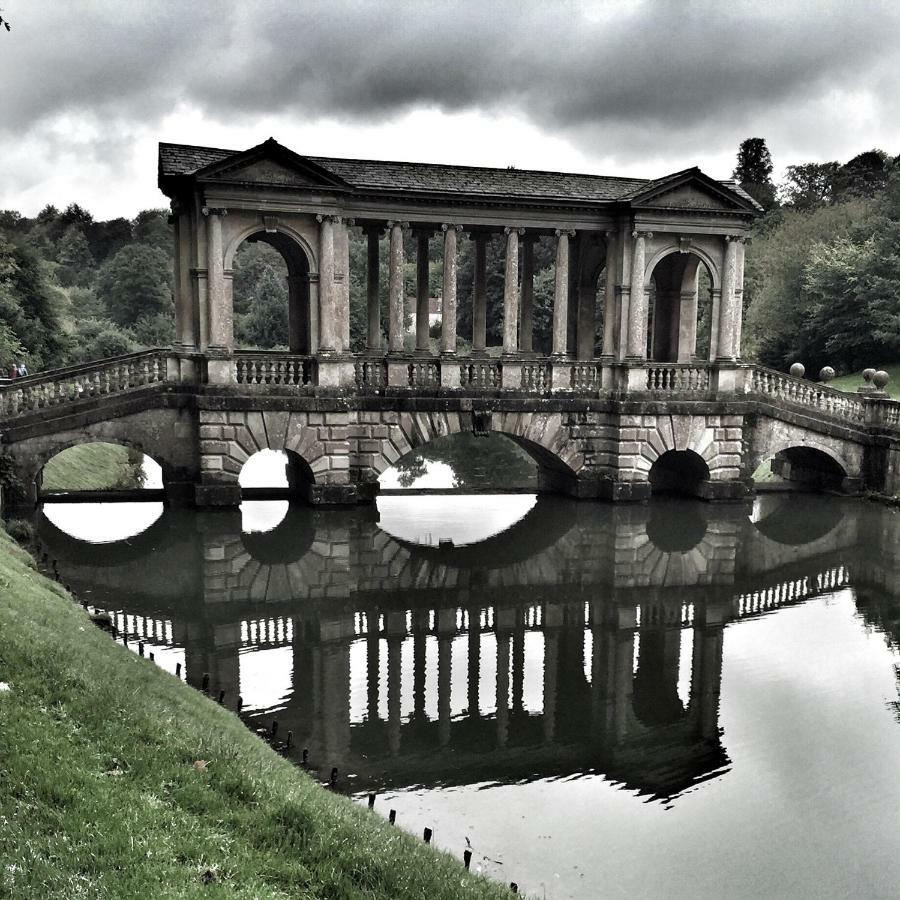 The Apartment, Bath Bagian luar foto