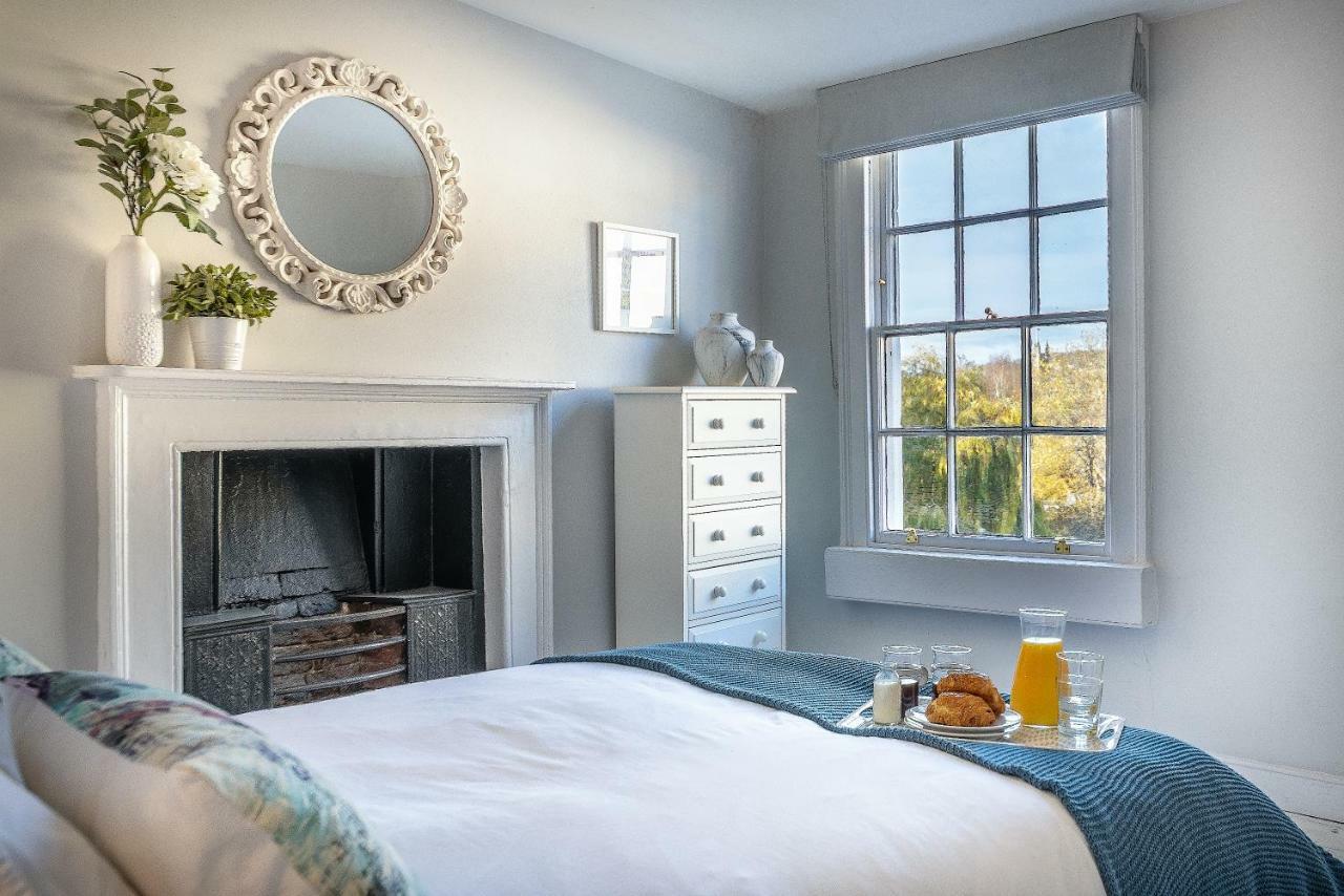 The Apartment, Bath Bagian luar foto