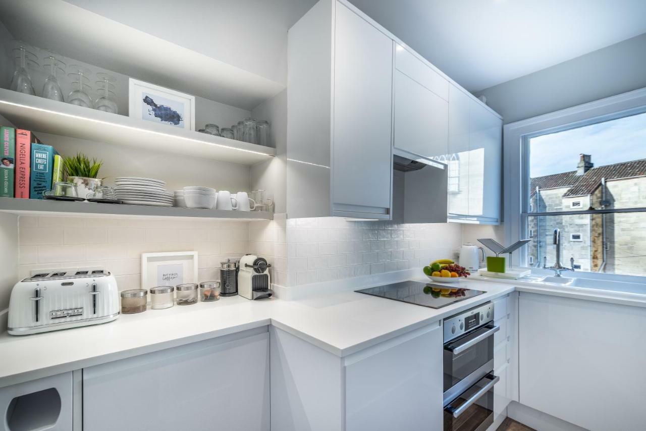 The Apartment, Bath Bagian luar foto